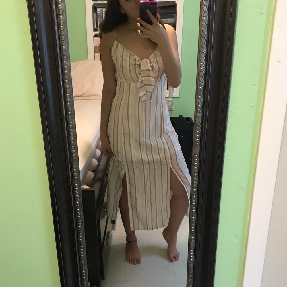 Summer vacation striped dress with cut outs